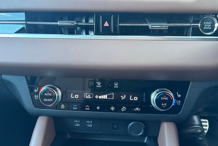 2025 Mitsubishi Outlander Exceed Tourer