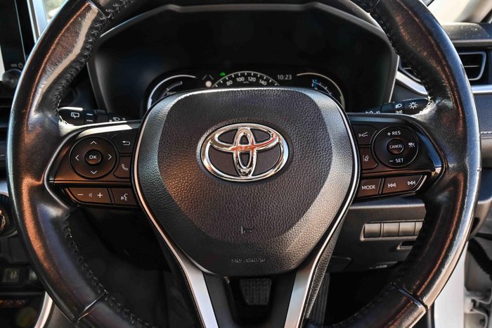 2023 Toyota RAV4 GXL