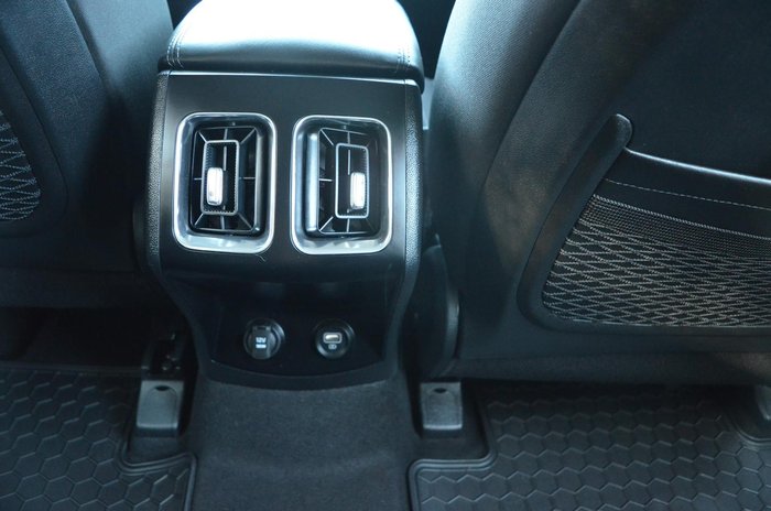 2023 Kia Sorento Sport