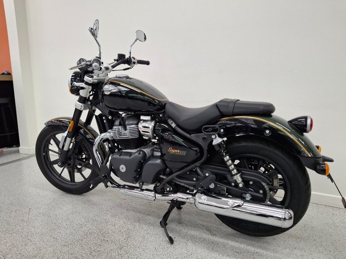 2026 Royal Enfield SUPER METEOR 650 Green