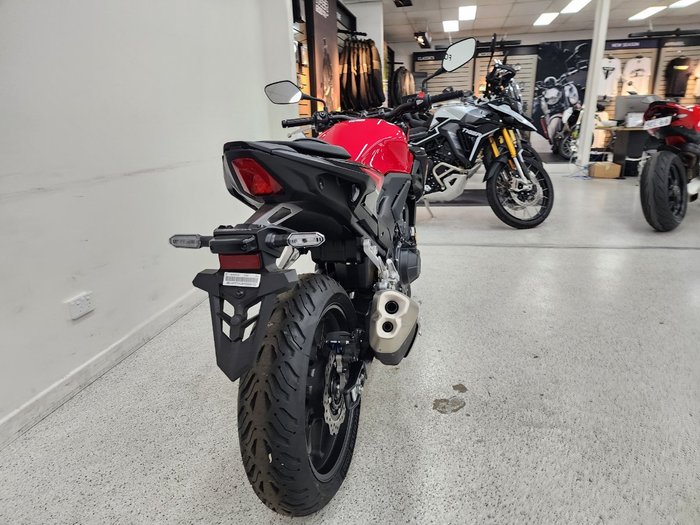 2024 Honda CB500 HORNET Red
