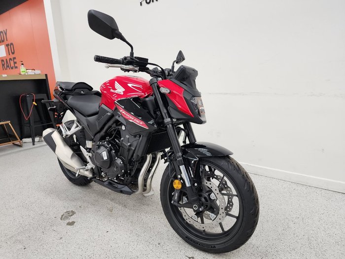 2024 Honda CB500 HORNET Red