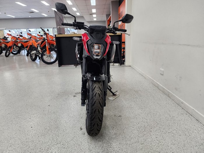 2024 Honda CB500 HORNET Red