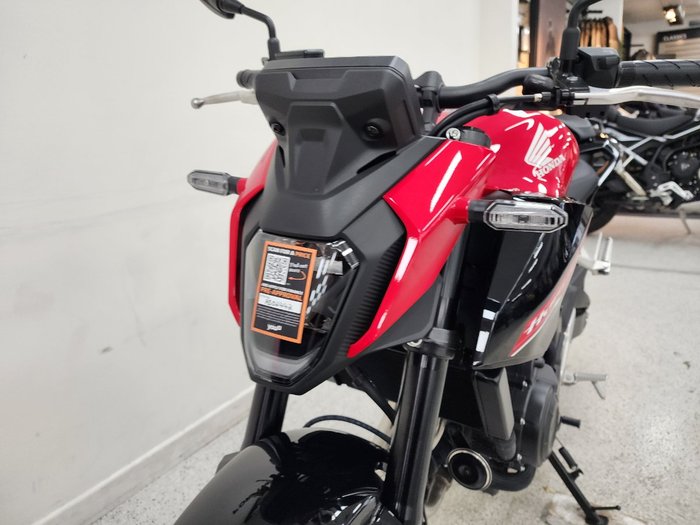 2024 Honda CB500 HORNET Red
