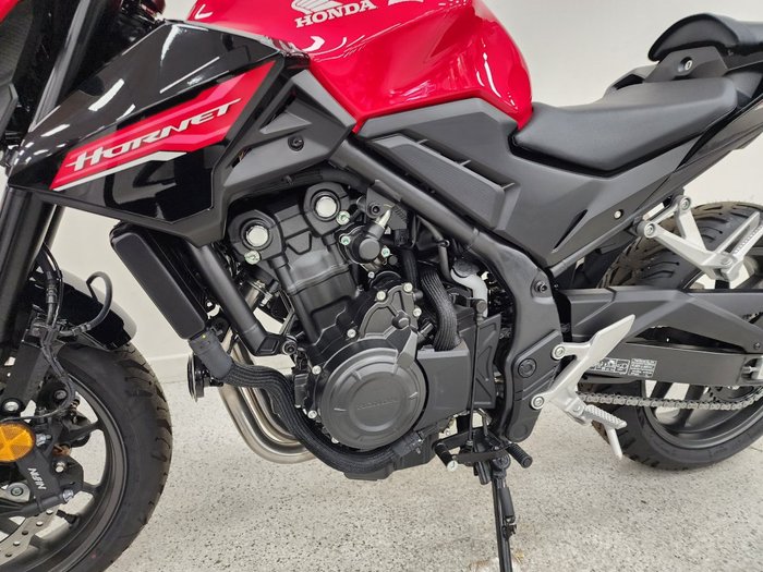 2024 Honda CB500 HORNET Red