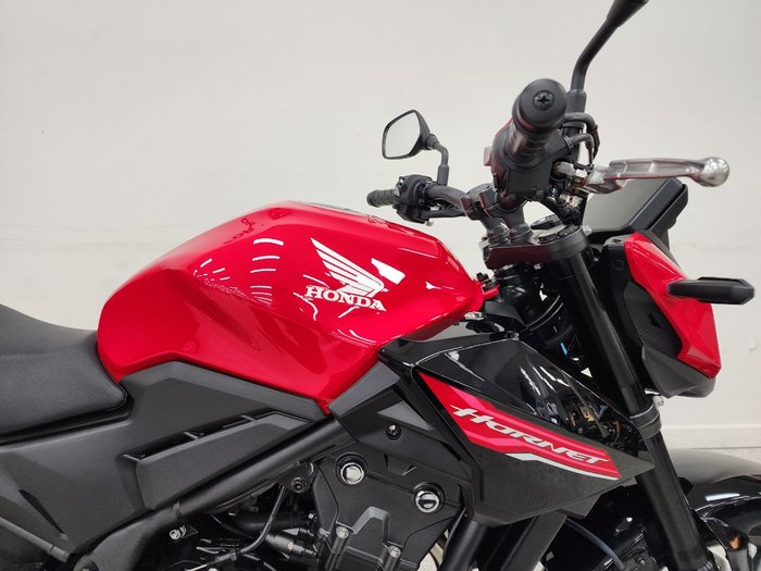 2024 Honda CB500 HORNET Red