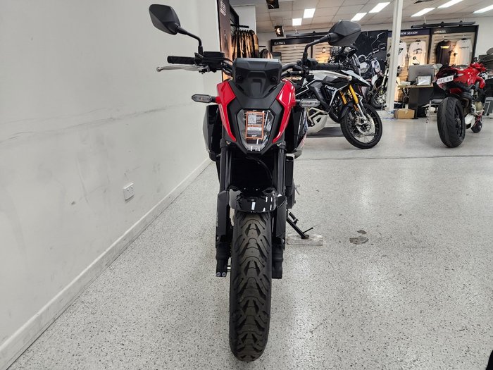 2024 Honda CB500 HORNET Red