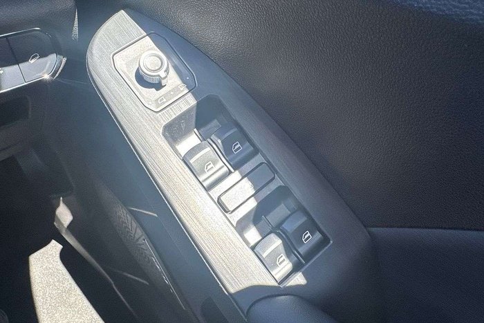 2026 GWM Haval Jolion Premium A01 Hamilton White (9C01)