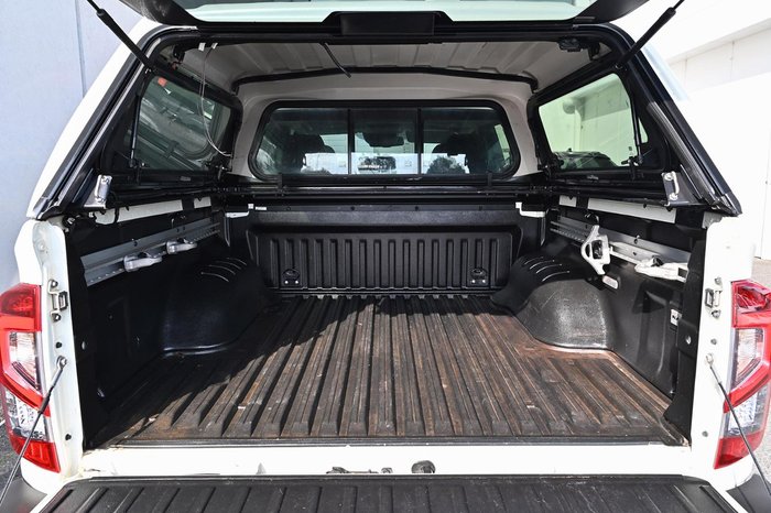 2022 Nissan Navara PRO-4X D23 MY21.5 4X4 Dual Range White Pearl