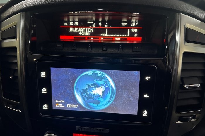 2016 Mitsubishi Pajero Exceed