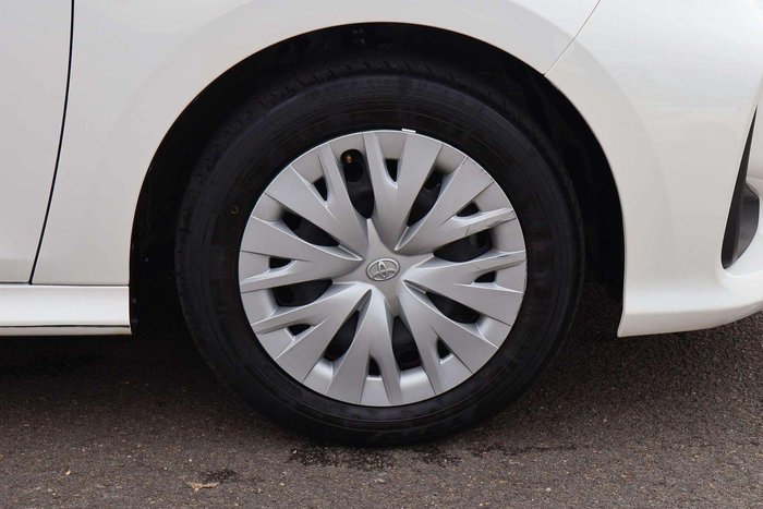2024 Toyota Yaris Ascent Sport