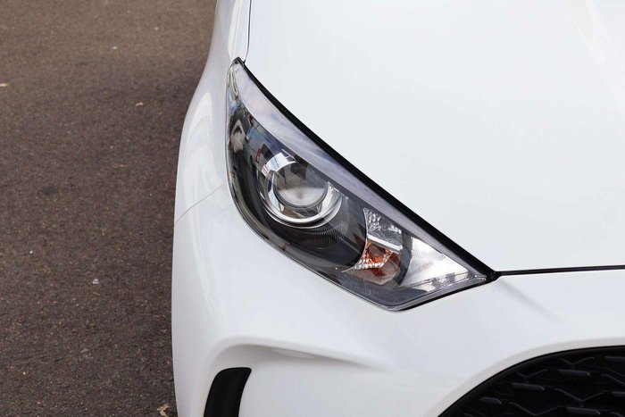 2024 Toyota Yaris Ascent Sport