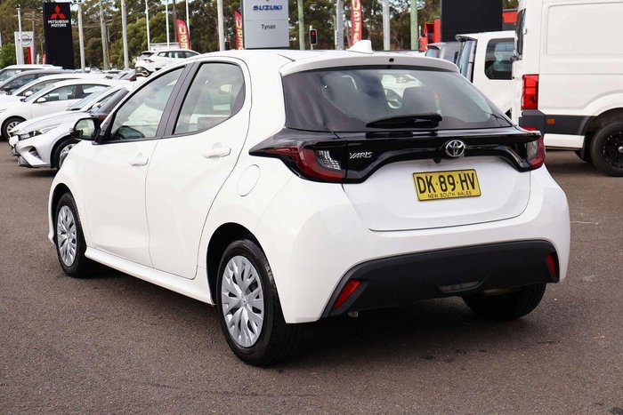 2024 Toyota Yaris Ascent Sport