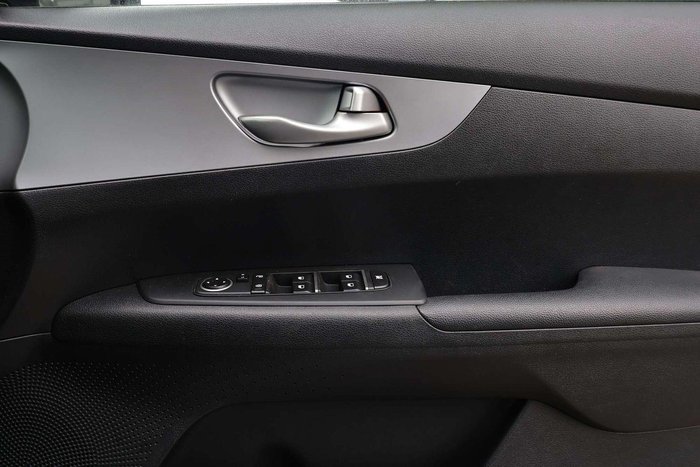 2024 Kia Cerato S