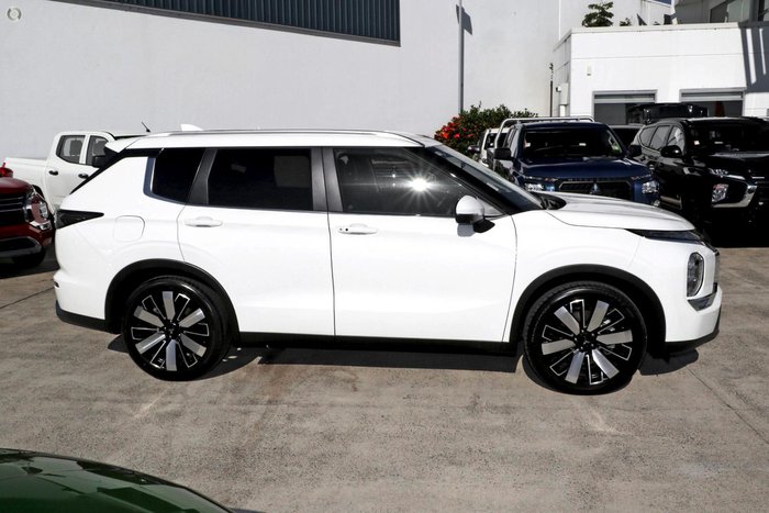 2025 Mitsubishi Outlander Aspire