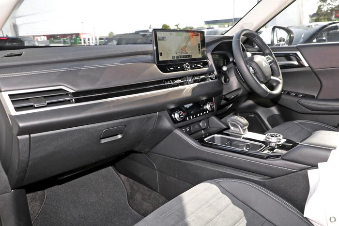 2025 Mitsubishi Outlander Aspire