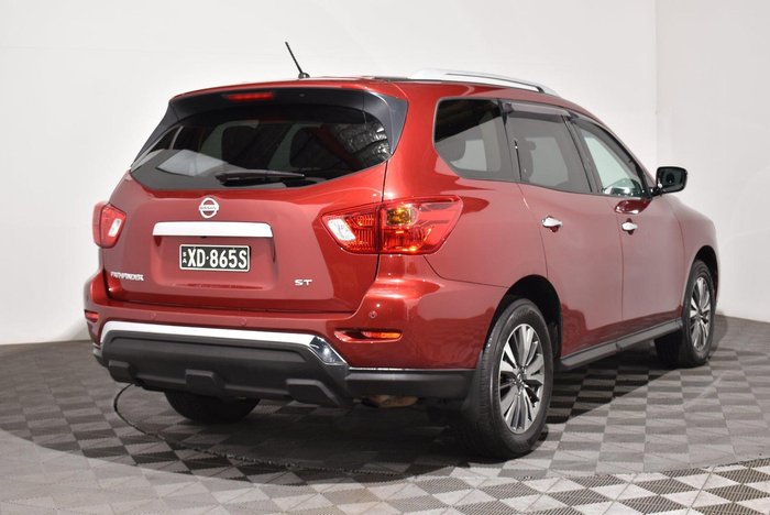 2017 Nissan Pathfinder ST