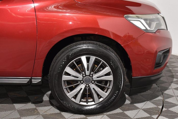 2017 Nissan Pathfinder ST
