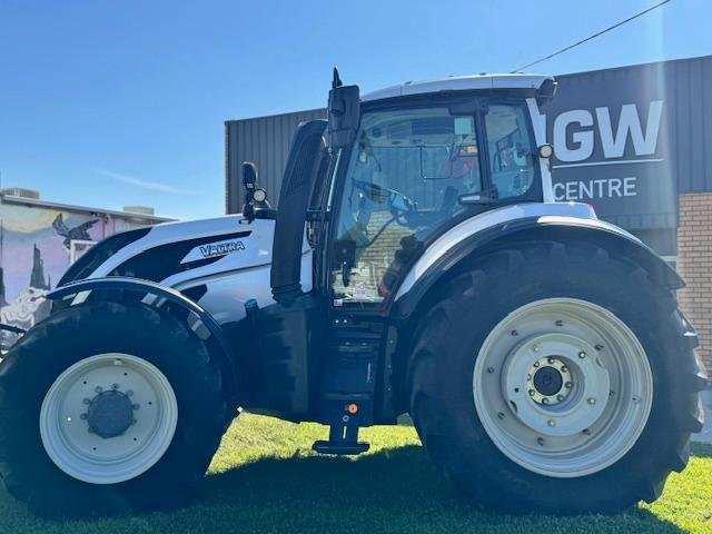 2019 Valtra T234d White
