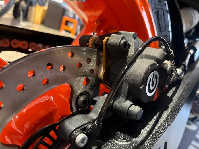 2026 KTM 990 Duke R Duke Orange