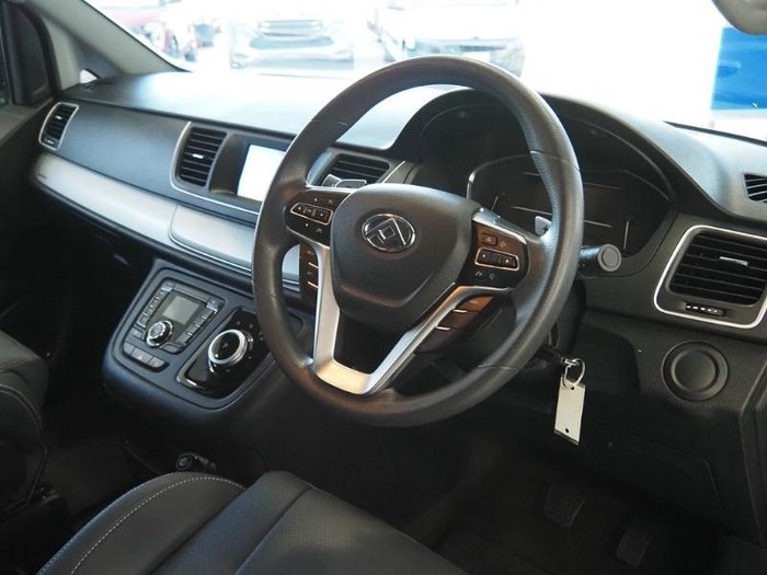 2023 LDV G10 +