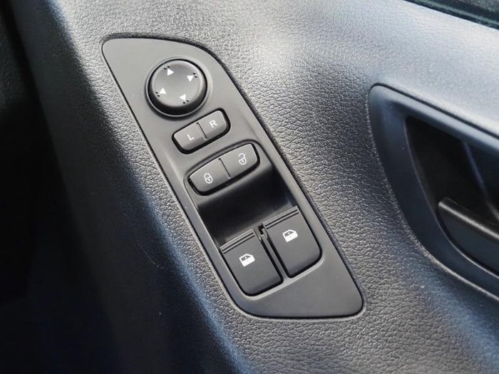 2023 LDV G10 +