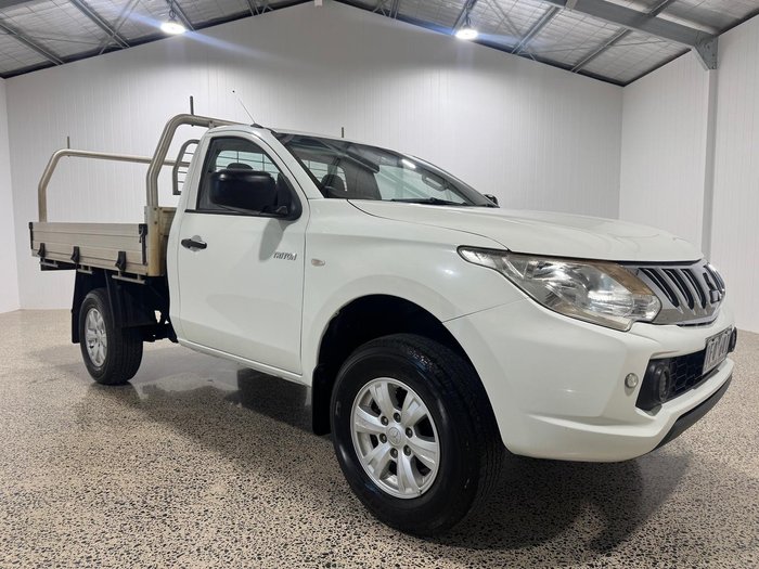 2015 Mitsubishi Triton