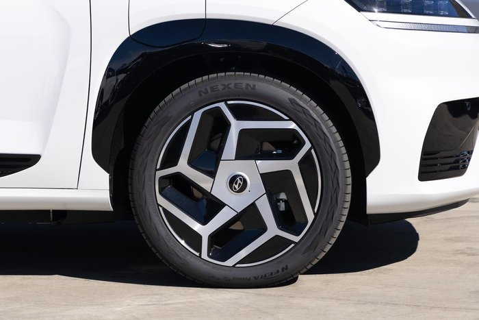 2026 Hyundai ELEXIO Elite