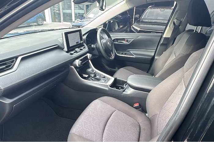 2024 Toyota RAV4 GXL