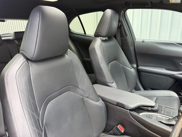 2019 Lexus UX 200 Sport Luxury