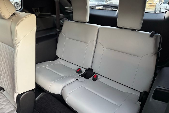 2022 Mitsubishi Outlander Exceed