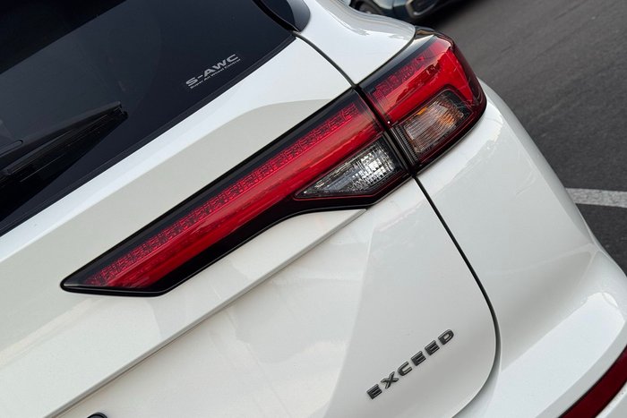 2022 Mitsubishi Outlander Exceed