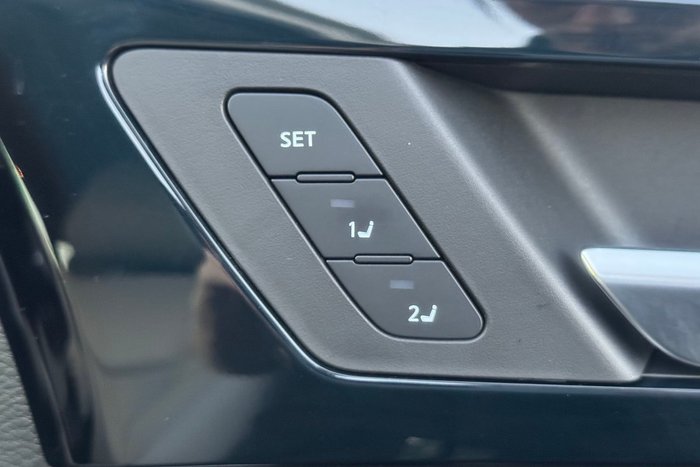 2022 Mitsubishi Outlander Exceed
