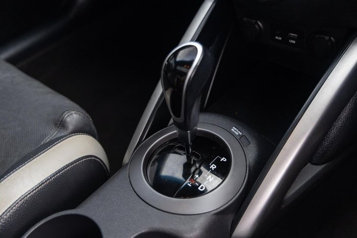 2016 Hyundai Veloster SR Turbo
