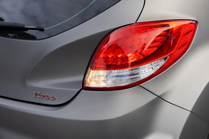 2016 Hyundai Veloster SR Turbo
