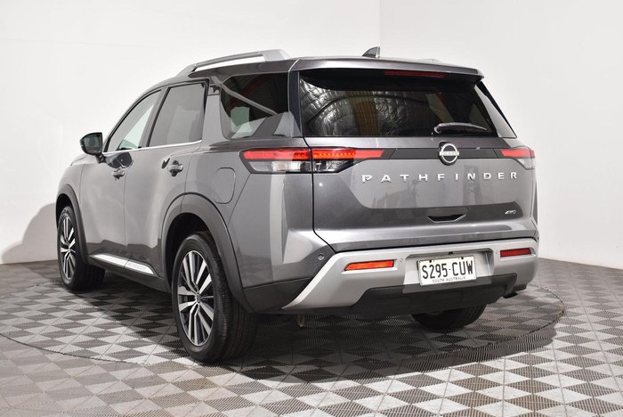 2022 Nissan Pathfinder Ti-L