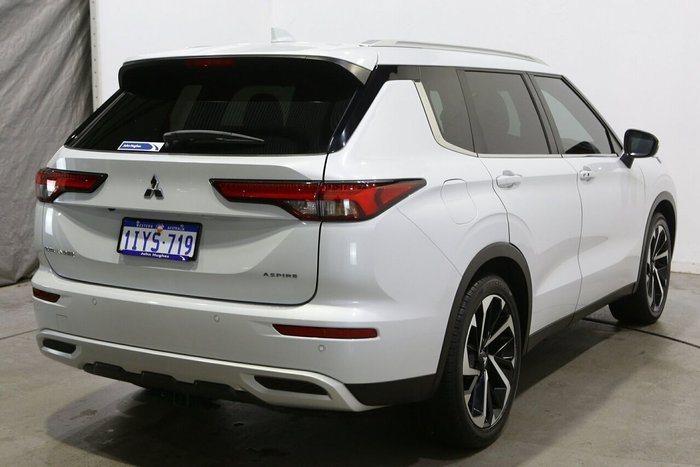 2021 Mitsubishi Outlander Aspire