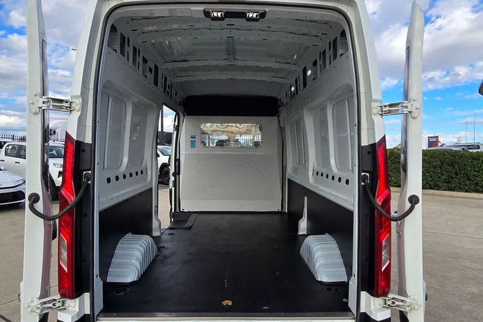 2023 LDV D90 EXECUTIVE (2WD) SV9A White