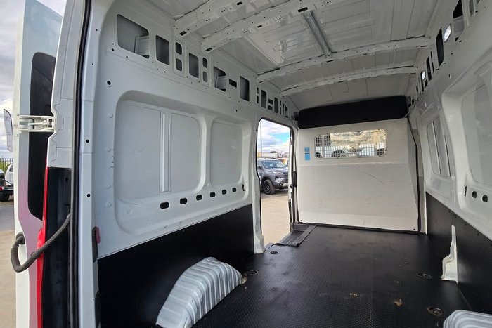 2023 LDV D90 EXECUTIVE (2WD) SV9A White