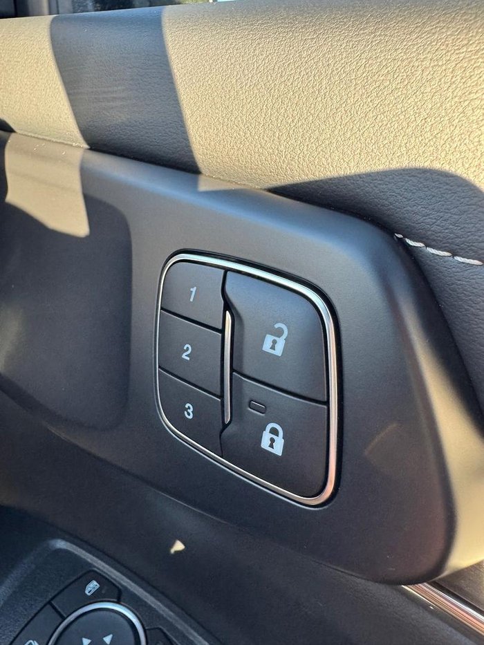 2025 Ford Everest Platinum MY25.50 4X4 Dual Range Shadow Black