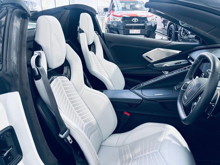 2024 Chevrolet Corvette Stingray 3LT C8 MY24 Artic White