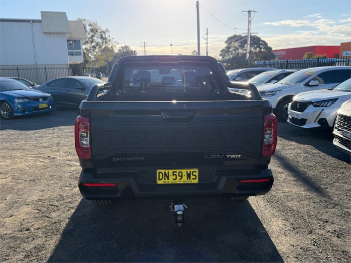 2022 LDV T60 MAX LUXE (4x4) SK8C MY23 Black