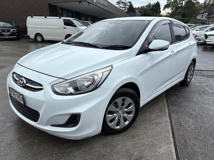 2016 Hyundai Accent Active