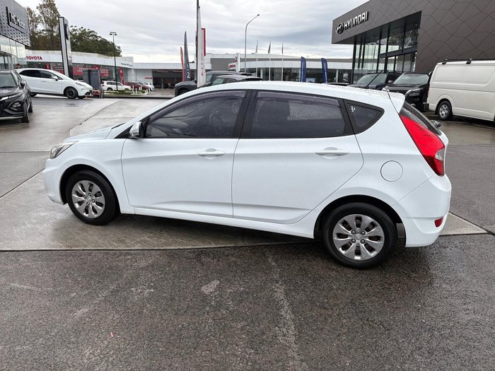 2016 Hyundai Accent Active