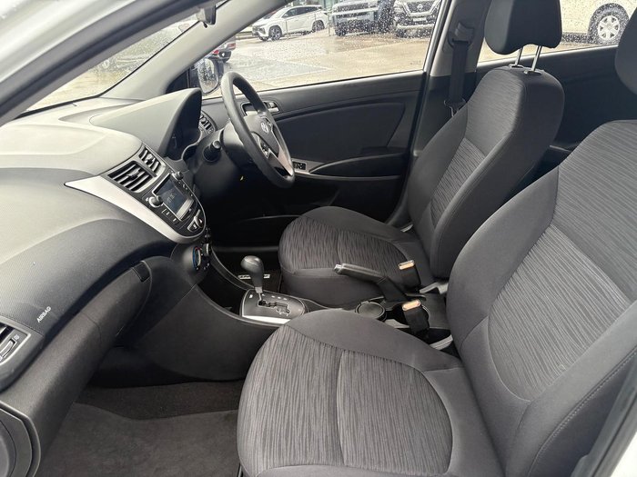 2016 Hyundai Accent Active