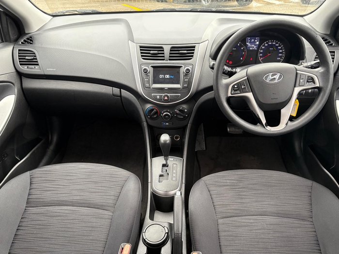 2016 Hyundai Accent Active