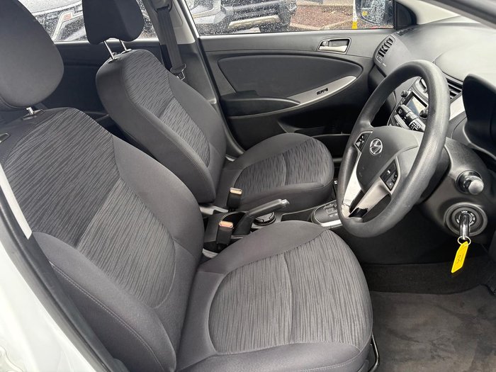 2016 Hyundai Accent Active