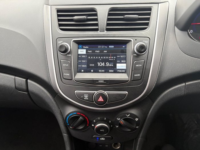 2016 Hyundai Accent Active