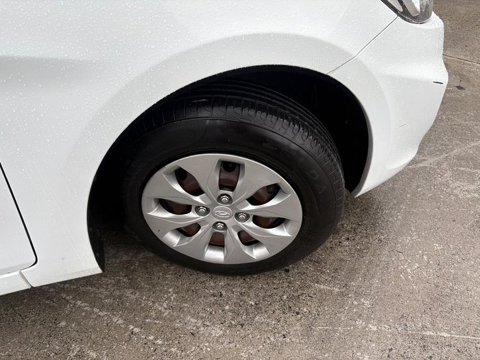 2016 Hyundai Accent Active