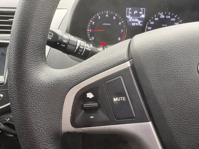 2016 Hyundai Accent Active